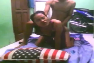 ABG Cantik Layani Tetangga Demi Motor Kamar Kost